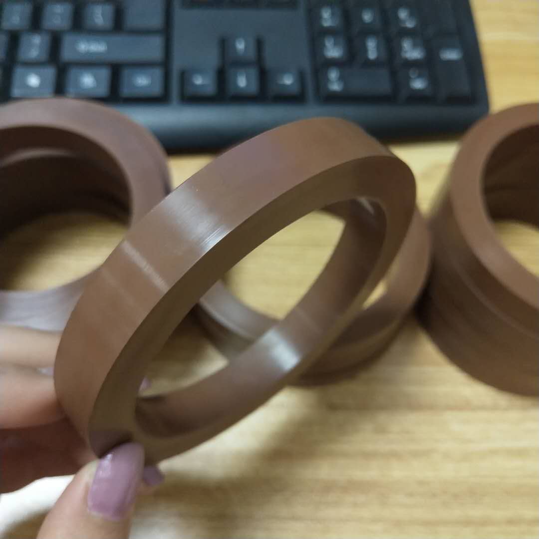 Kare Yüzükler - Kare Kesim Pullar Rings.jpg